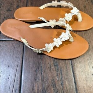 Le Chateau Women's Sandals with Floral Accents - Cream and Tan